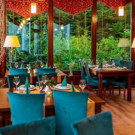 מלון Wernera & שצ'קלארסקה פוראובה