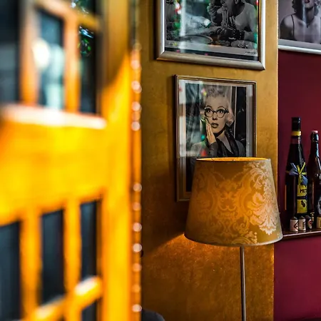 Wernera & שצ'קלארסקה פוראובה